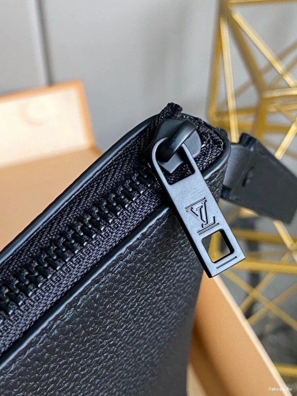 POUCH IPAD LOUIS VUITTON 0122